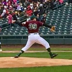 Meet your Posher, Tom